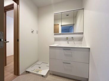 広さが十分ある洗面脱衣所。