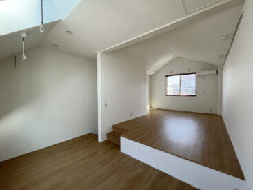 広く抜けのいい空間。自由にレイアウトをして。