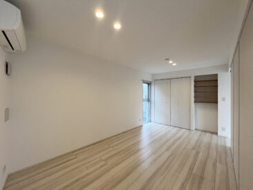 すっきりしまえるスライドドアが、好印象。